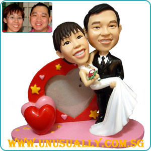Custom 3D Wedding Couple Cake Topper Figurines
